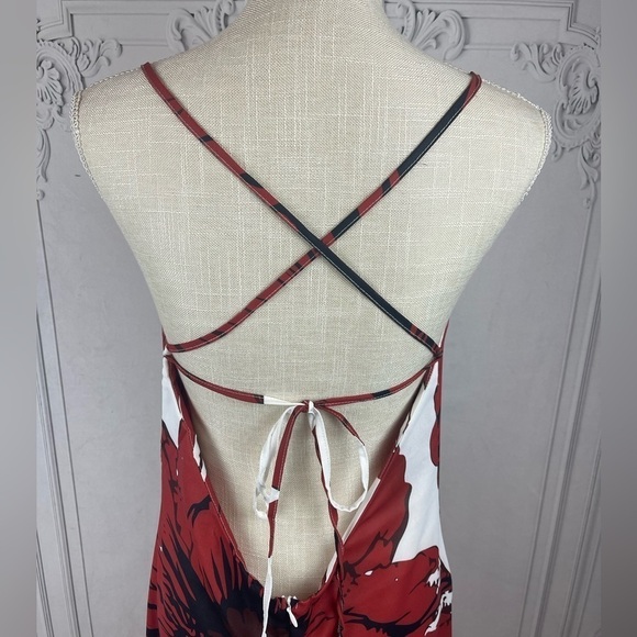 Roxanne Classy Floral Print Chiffon Plunging Backless Backline Casual Maxi Dress - Picture 3 of 8